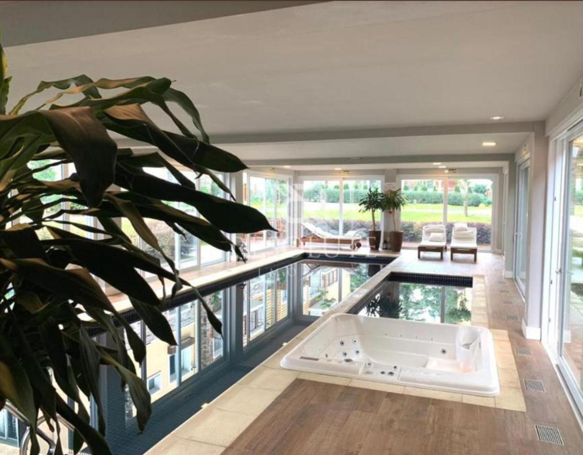 Apto Moderno Com Lareira, Piscina Aquecida E Infra Completo Em Gramado Exterior photo